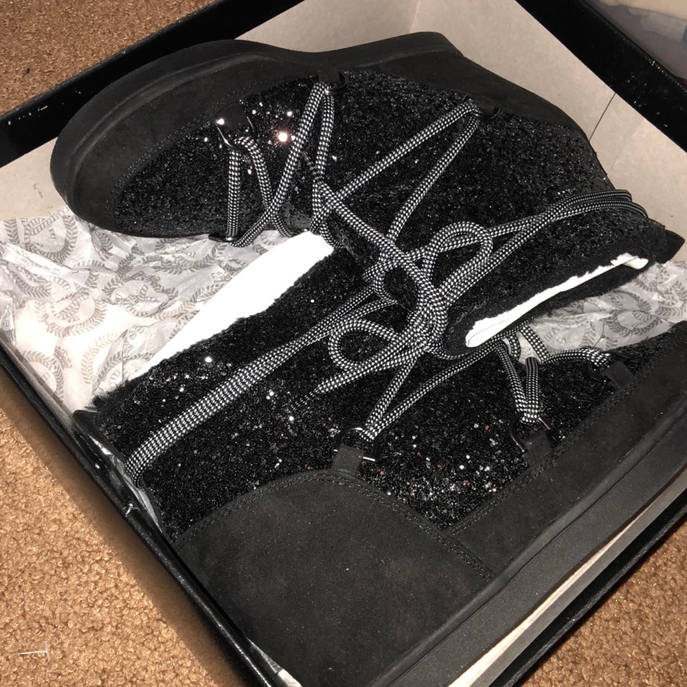 Brand new size 8 juicy wedge boots glitter black